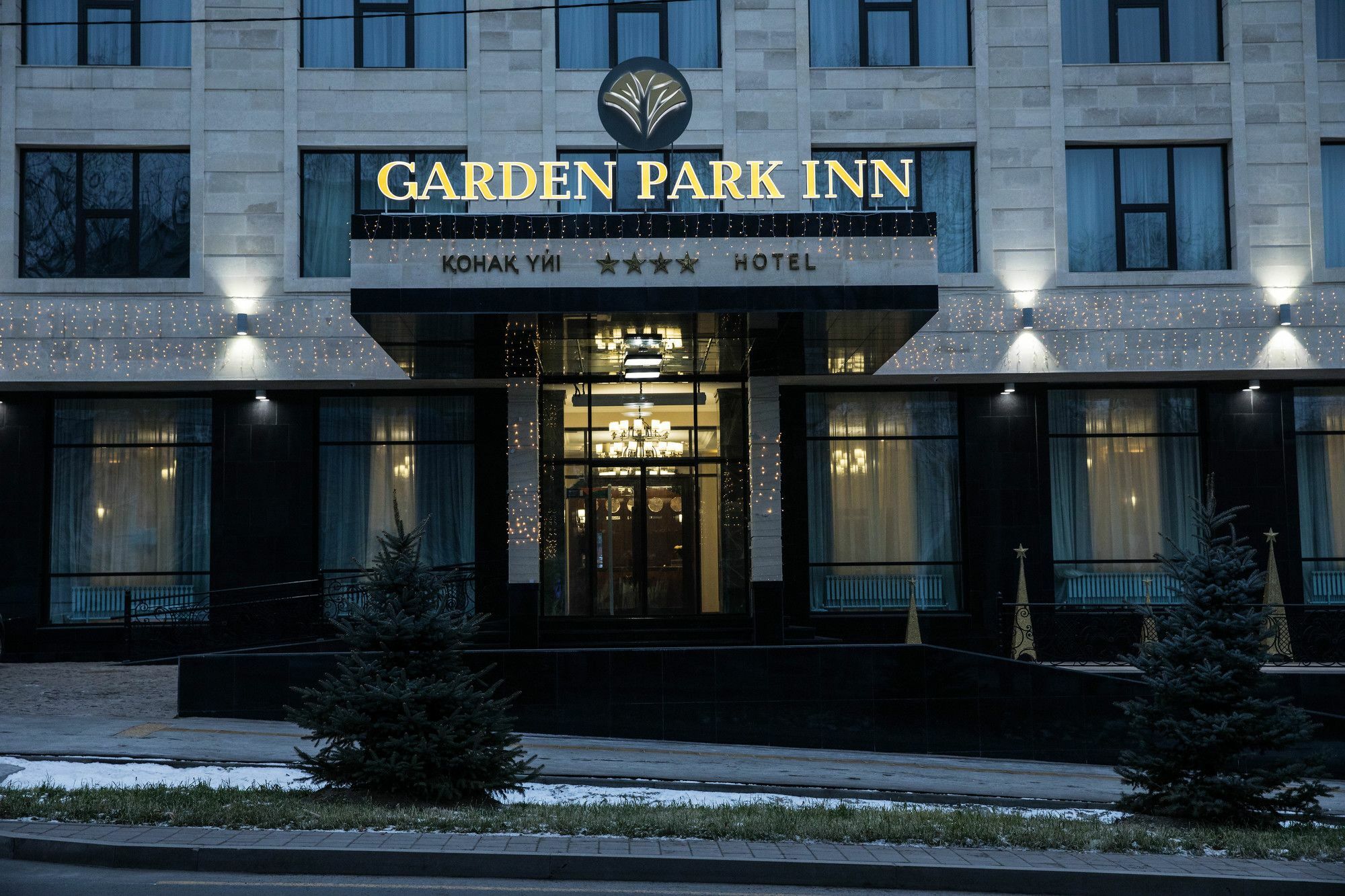 Garden Park Inn Almaty Esterno foto