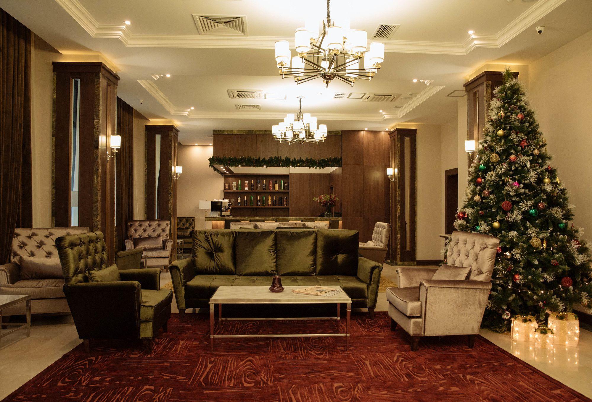 Garden Park Inn Almaty Esterno foto